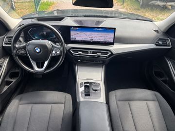 BMW 318 - 12