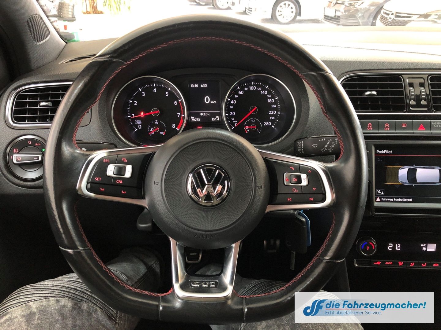 Fahrzeugabbildung Volkswagen Polo V GTI 1.8 TSI Navi LED Klimaauto SHZ Kamera