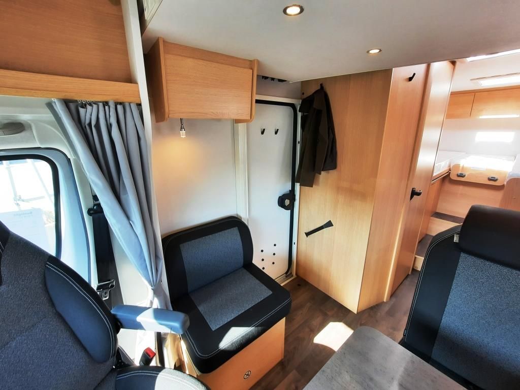 Fahrzeugabbildung Sunlight T SUB TS67 Verfüg./Sparen Sie 2.957,- €