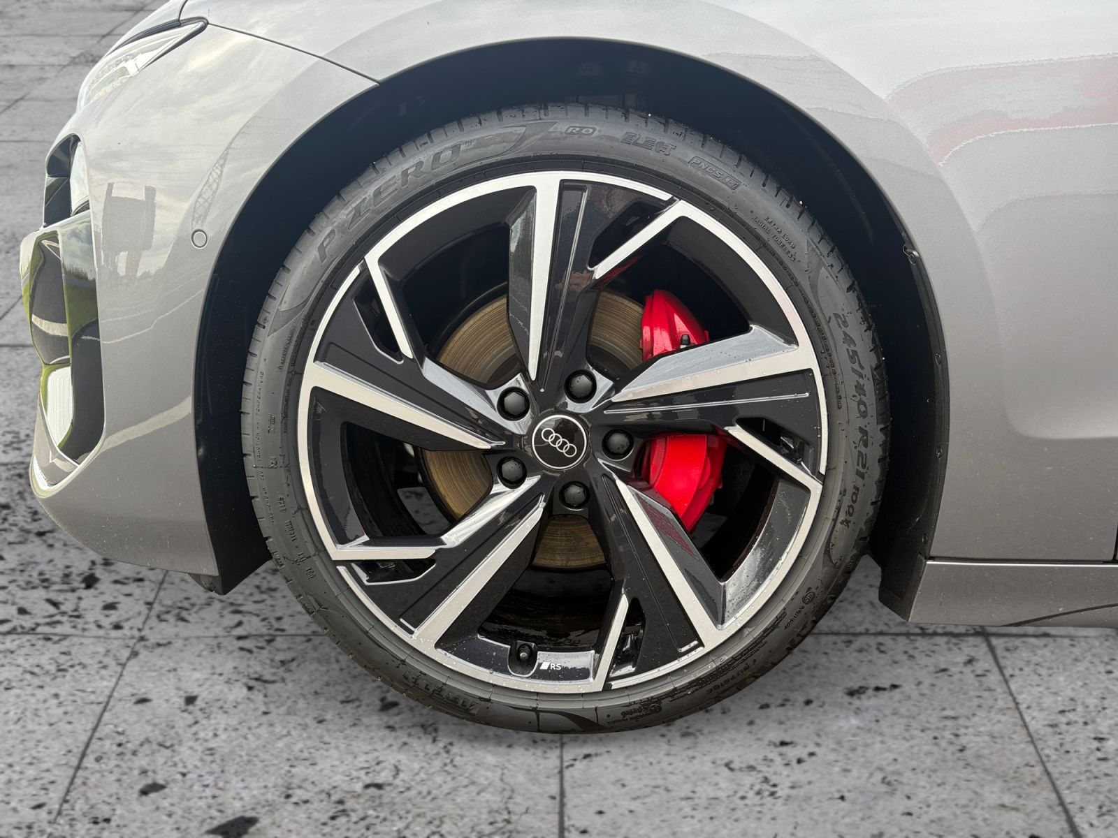 Audi A6 e-tron - Bild 8