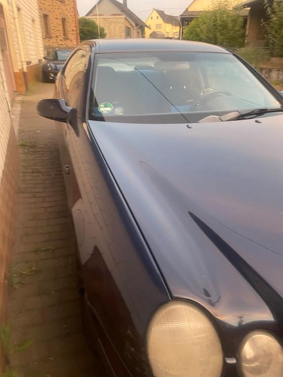 Mercedes-Benz CLK 200