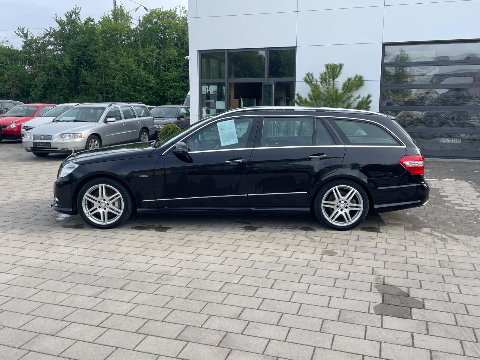 Mercedes-Benz E 500 T 4-Matic Panorama Vollleder Harman-Kardon