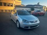 Volkswagen Golf V Lim.1,6 Sportline,Klimaautomatik,1 Hand - gebrauchte VW Golf aus dem Jahr 2004