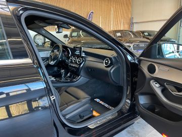 Mercedes-Benz C 200 CGI *LED*NAVI*PDC*LEDER*AMG*