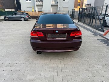 BMW 325 - 4