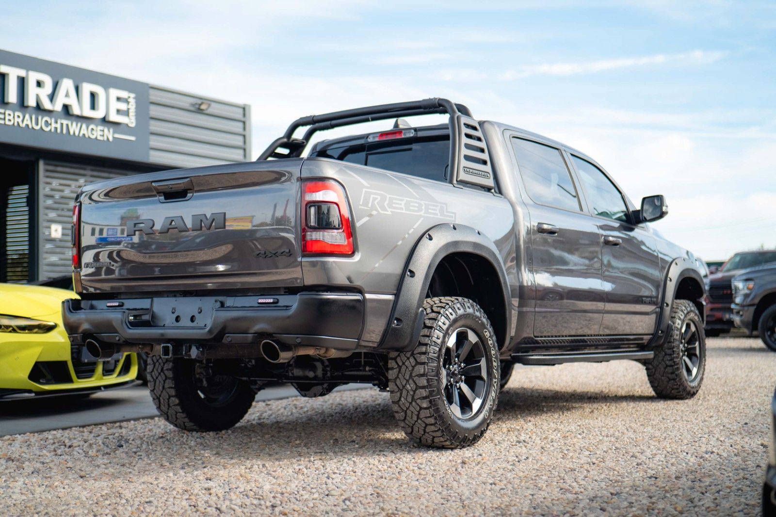 Fahrzeugabbildung Dodge RAM 3.0 V6 EcoDiesel 4x4 REBEL OFFROAD AXLE LOCK
