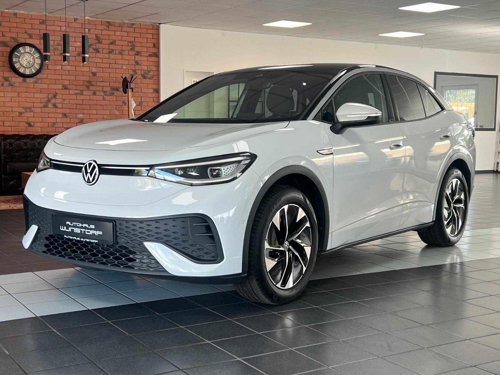 Volkswagen ID.5 Pro Performance PANO/CAM/HuD/MATRIX/SHZ/