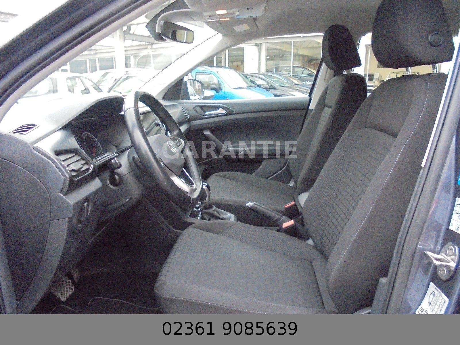 Fahrzeugabbildung Volkswagen T-Cross Life Automatik/Navi/