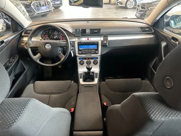 Volkswagen Passat Variant *TEMPO*KLIMA*SZHZ*