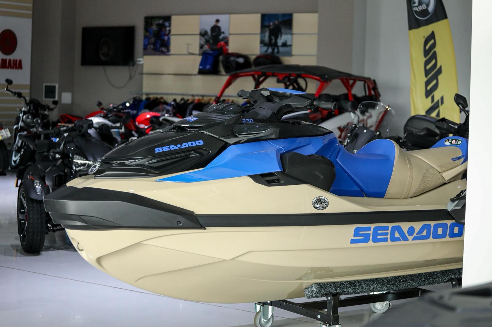 BRP Sea-Doo WAKE PRO 230 iDF Tech Package 2025