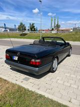 Mercedes-Benz E 220 FINAL EDITION E 220 - Mercedes-Benz E-Class aus 1997