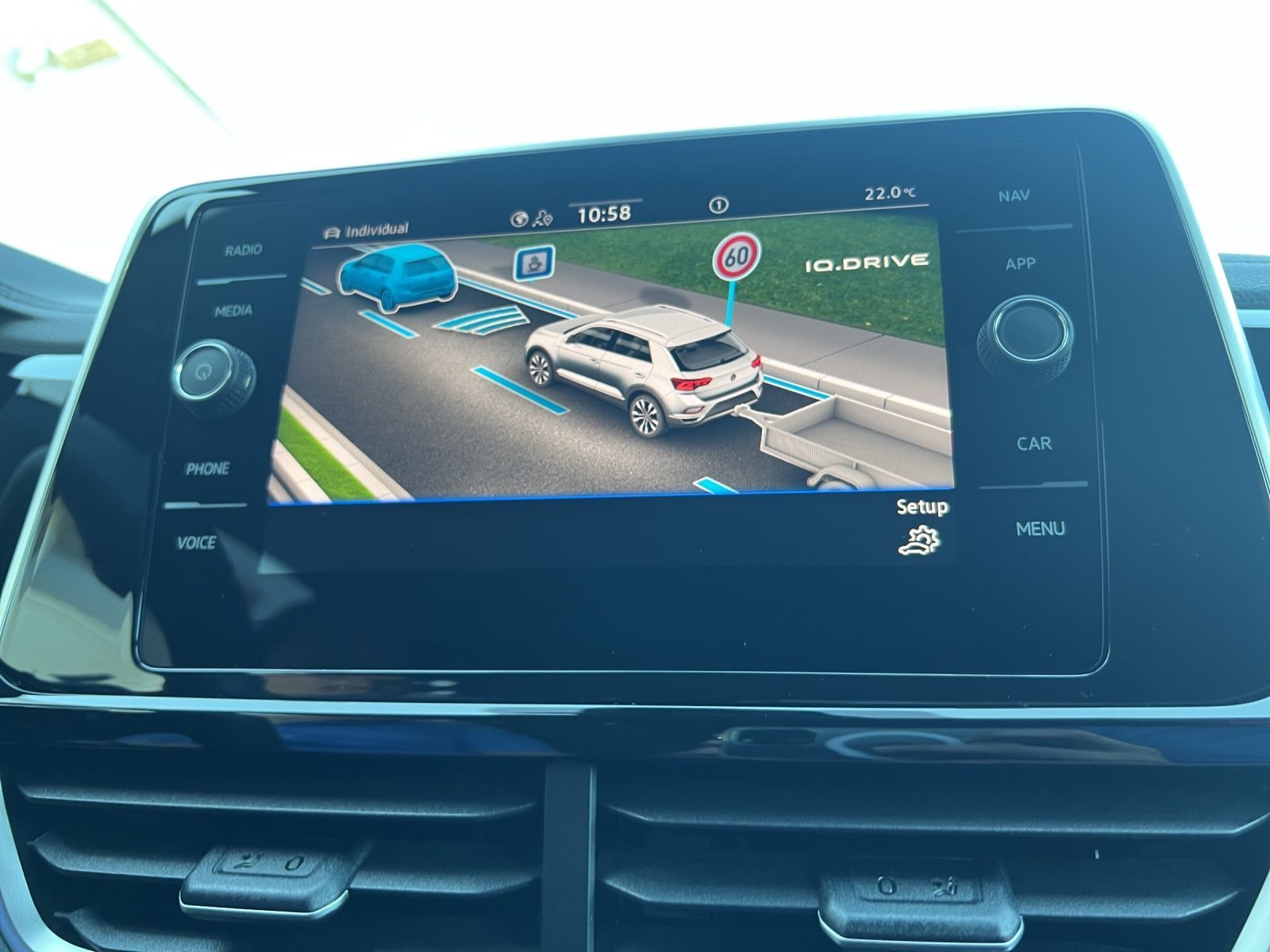 T-Roc R-Line 1.5 TSI DSG*LED*AHK*Navi*Klima