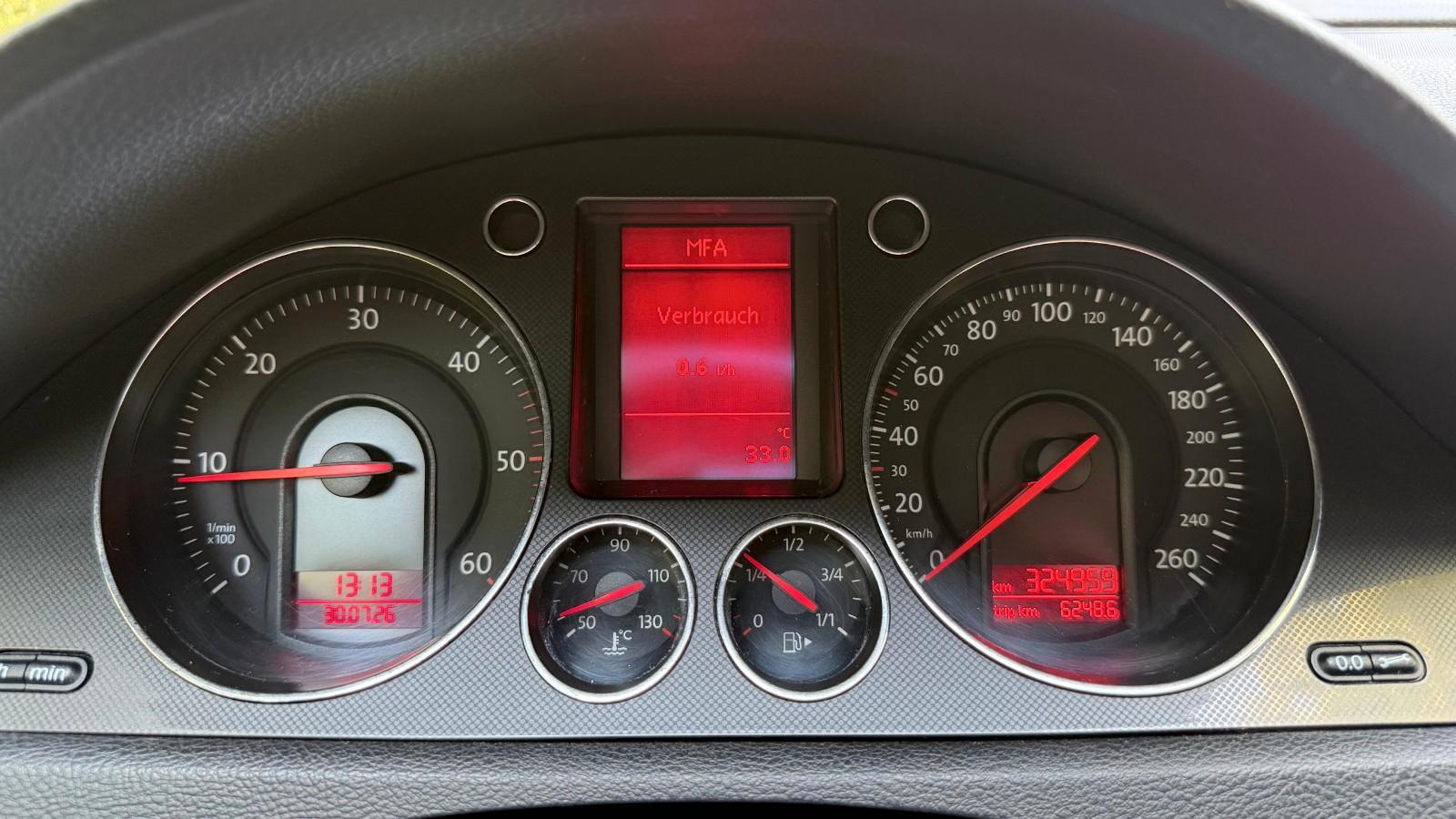 Volkswagen Passat 2006 — photo 12