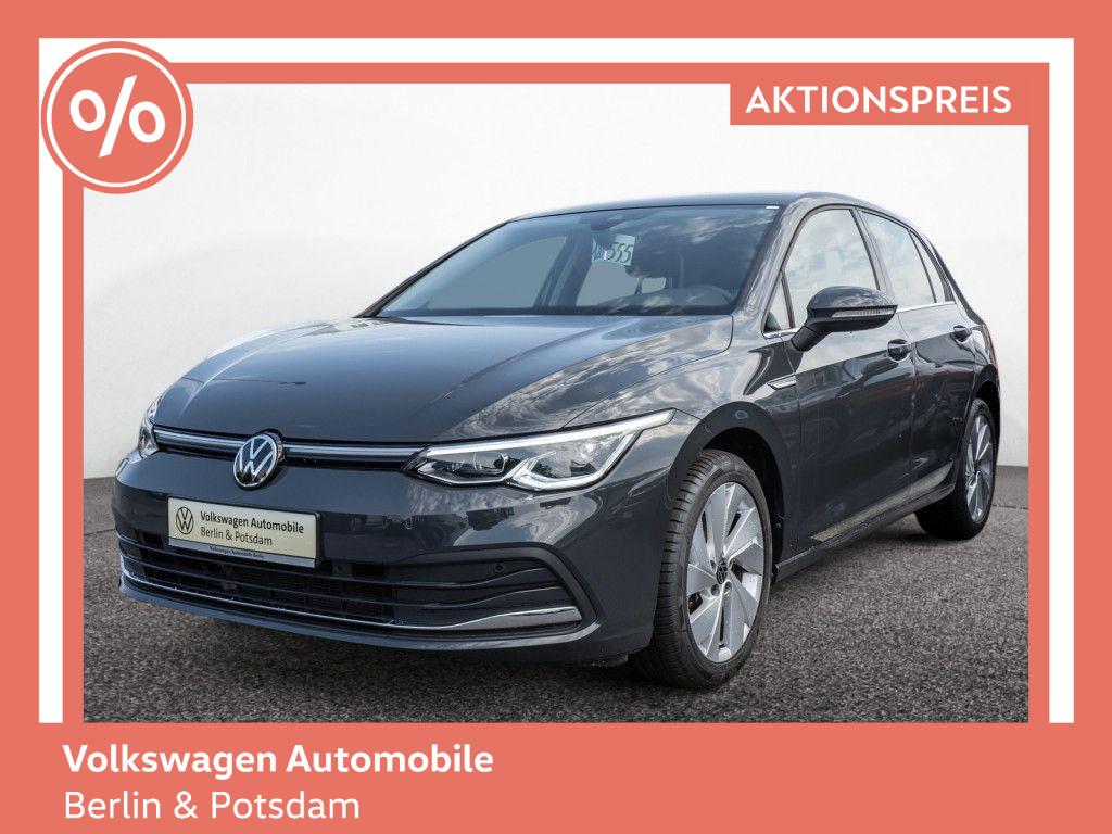 Volkswagen Golf VIII 1.5 eTSI DSG Style  LED-Plus PDC SHZ