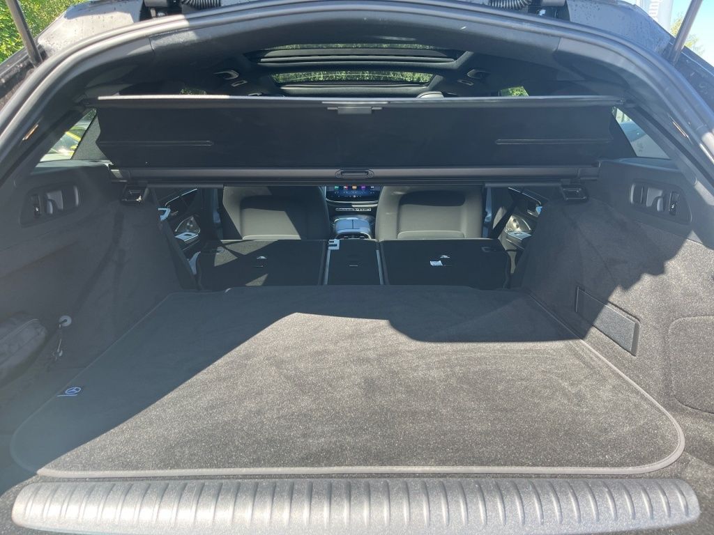 Fahrzeugabbildung Mercedes-Benz E 300 de 4MATIC T-Modell mit EQ Hybrid Technolog