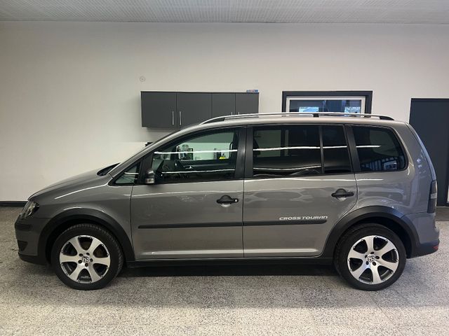 Volkswagen Touran CrossTouran TÜV Neu