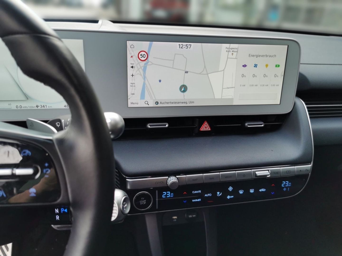 Fahrzeugabbildung Hyundai IONIQ 5 Uniq Elektro HUD Navi Digitales Cockpit