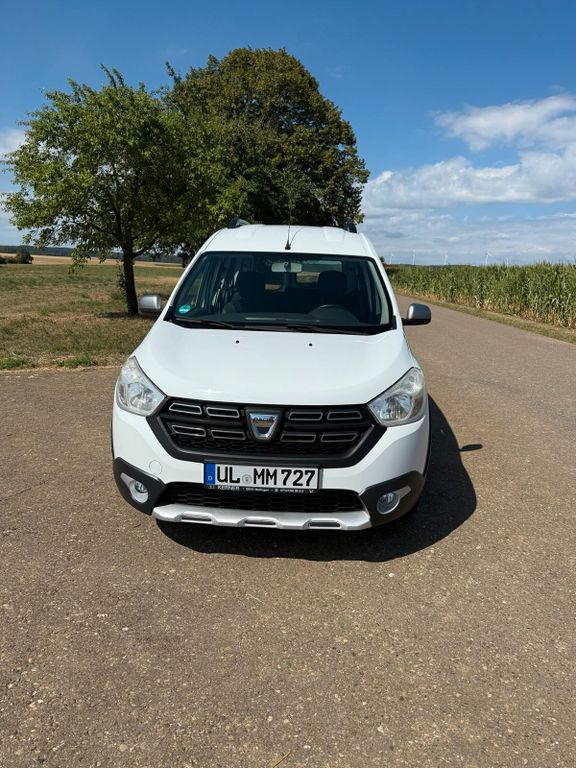 Image of Dacia Dokker