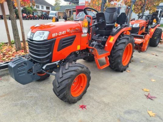 Kubota B1-241 + Fräse