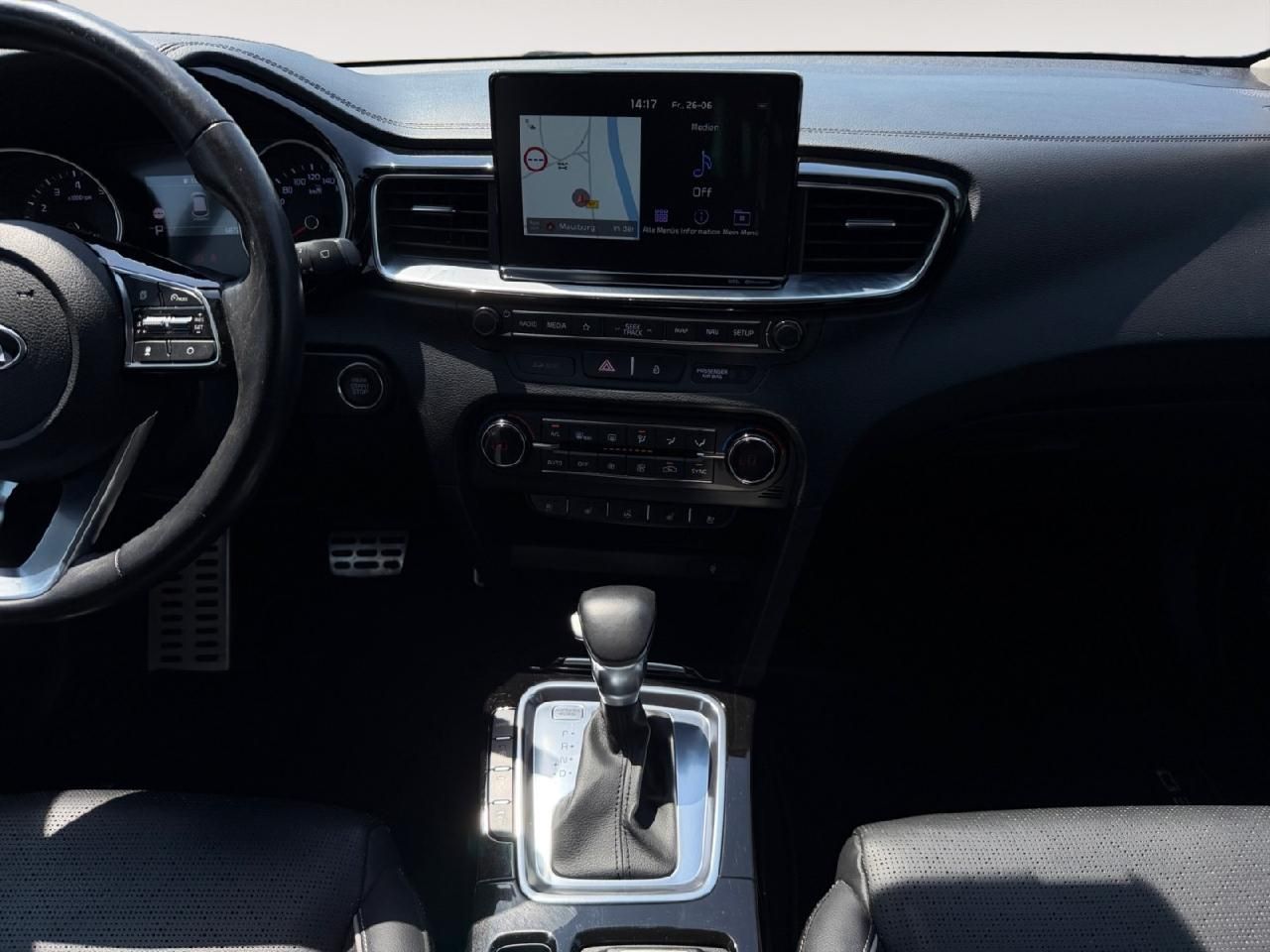 Fahrzeugabbildung Kia Ceed Platinum Edition