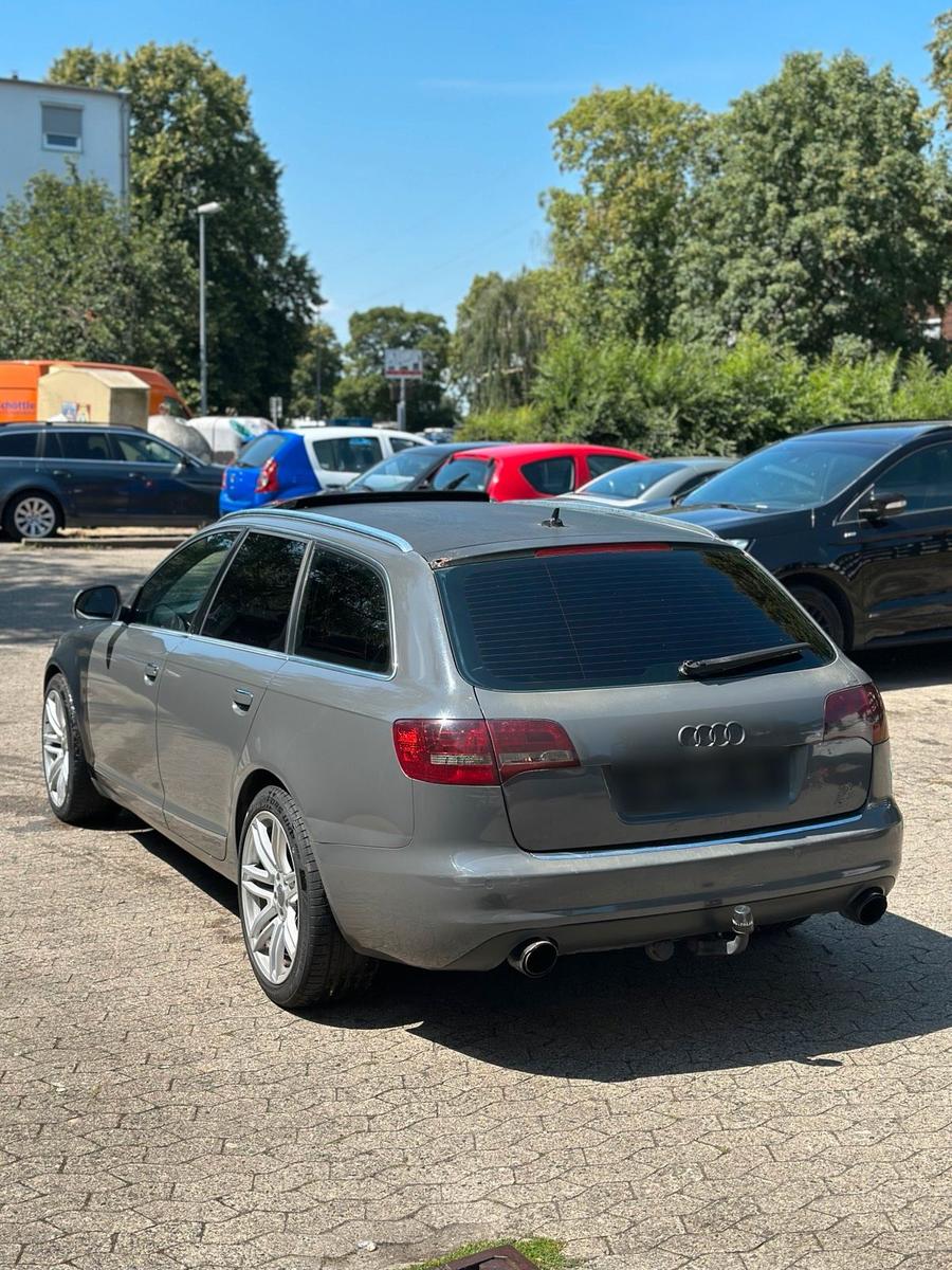 Audi Quattro 2008 — rear view