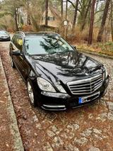 Mercedes-Benz E 300 4MATIC T BlueEFFICIENCY AVANTGARDE AVA...