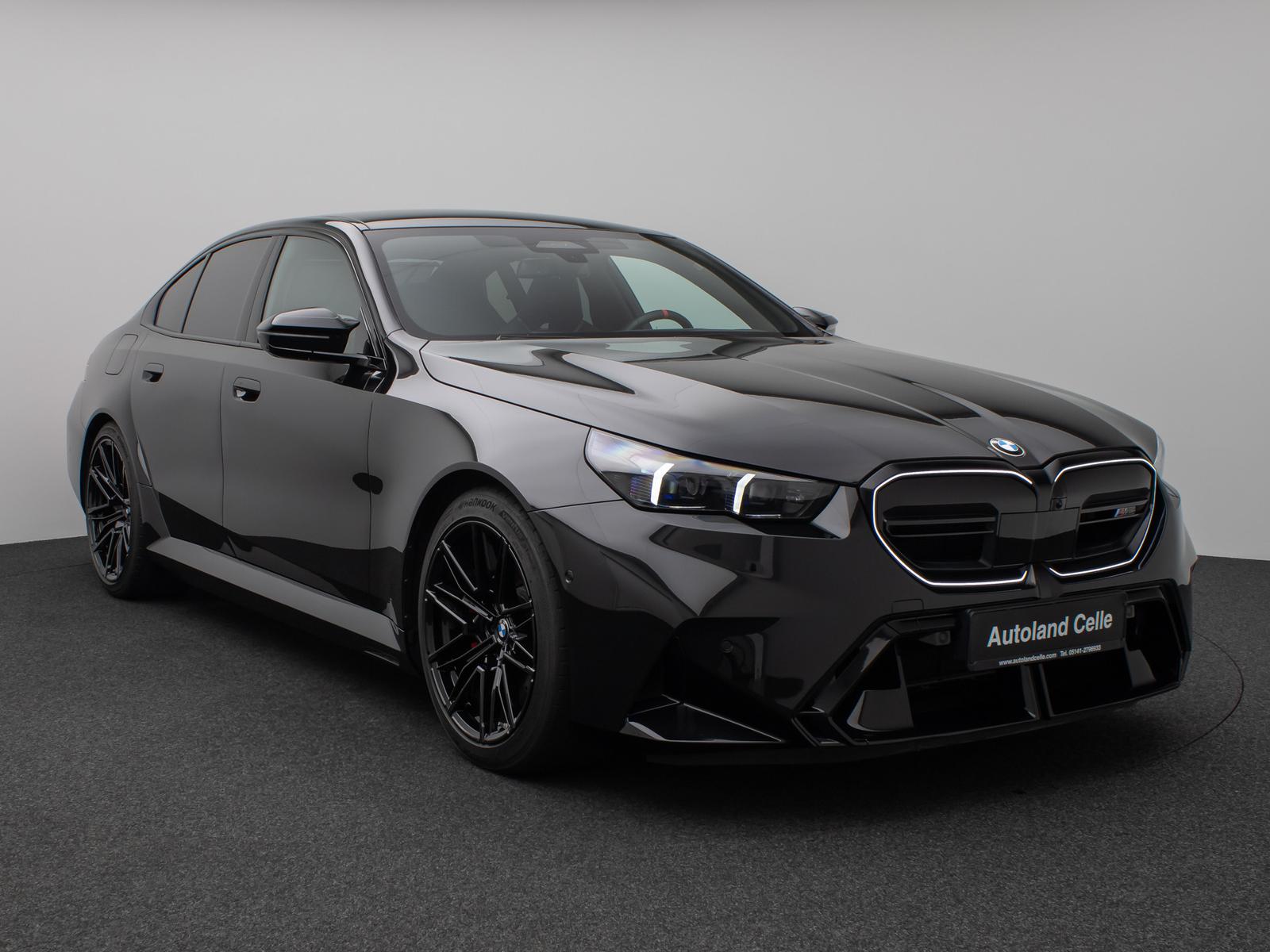 BMW M5 xD Panorama 360°B&W HUD M-Driversp. Komfort 