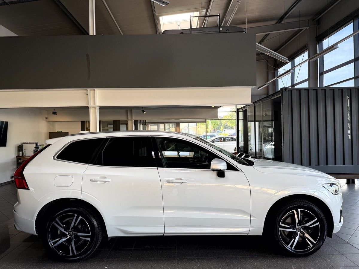 Volvo XC60 T8 AWD R-Design Pano ACC HUD AHK Standhzg foto 4