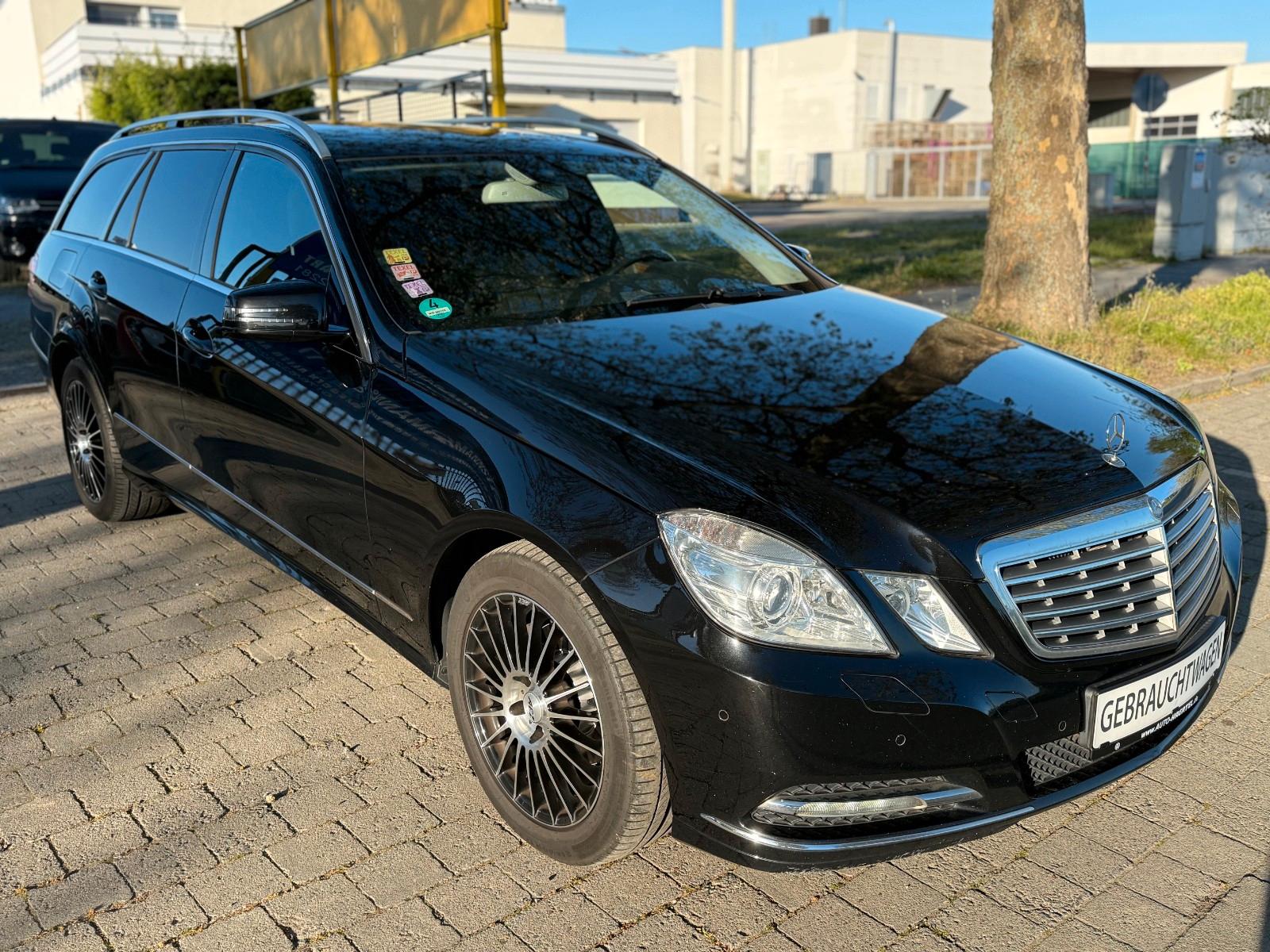 Mercedes-Benz E 220 CDI T-Modell  BlueEfficiency NAVI KLIMA PD