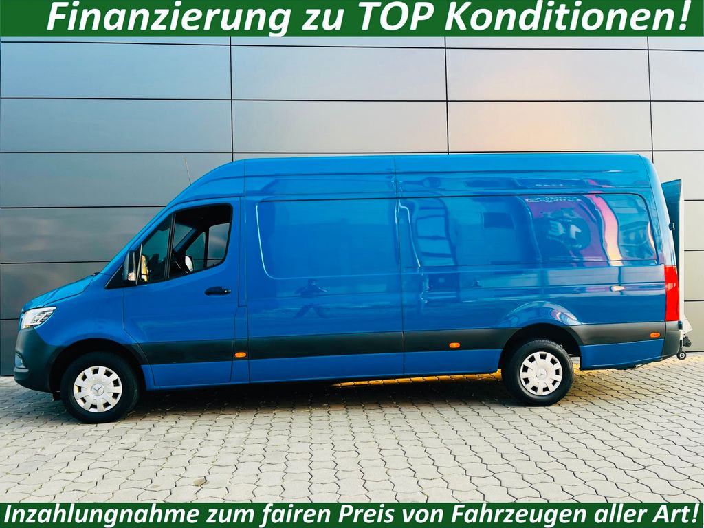 Image of Mercedes-Benz Sprinter