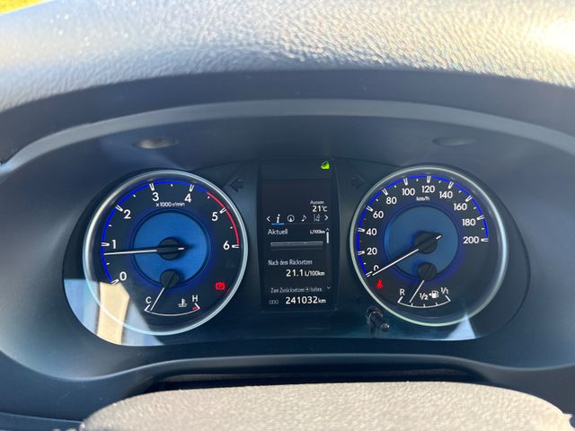 Toyota Hilux Double Cab Comfort 4×4