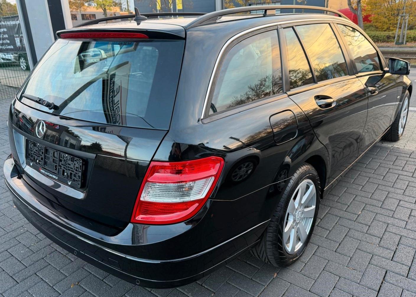 Mercedes-Benz C180 2010 — photo 6