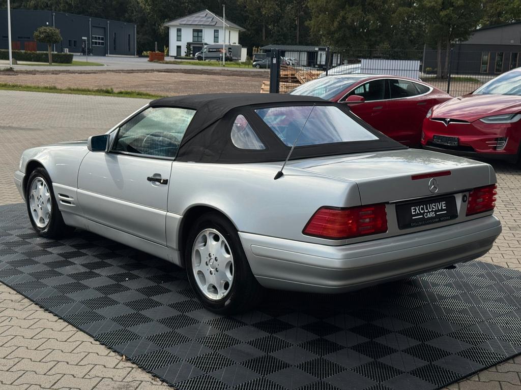 Mercedes-Benz SL 320