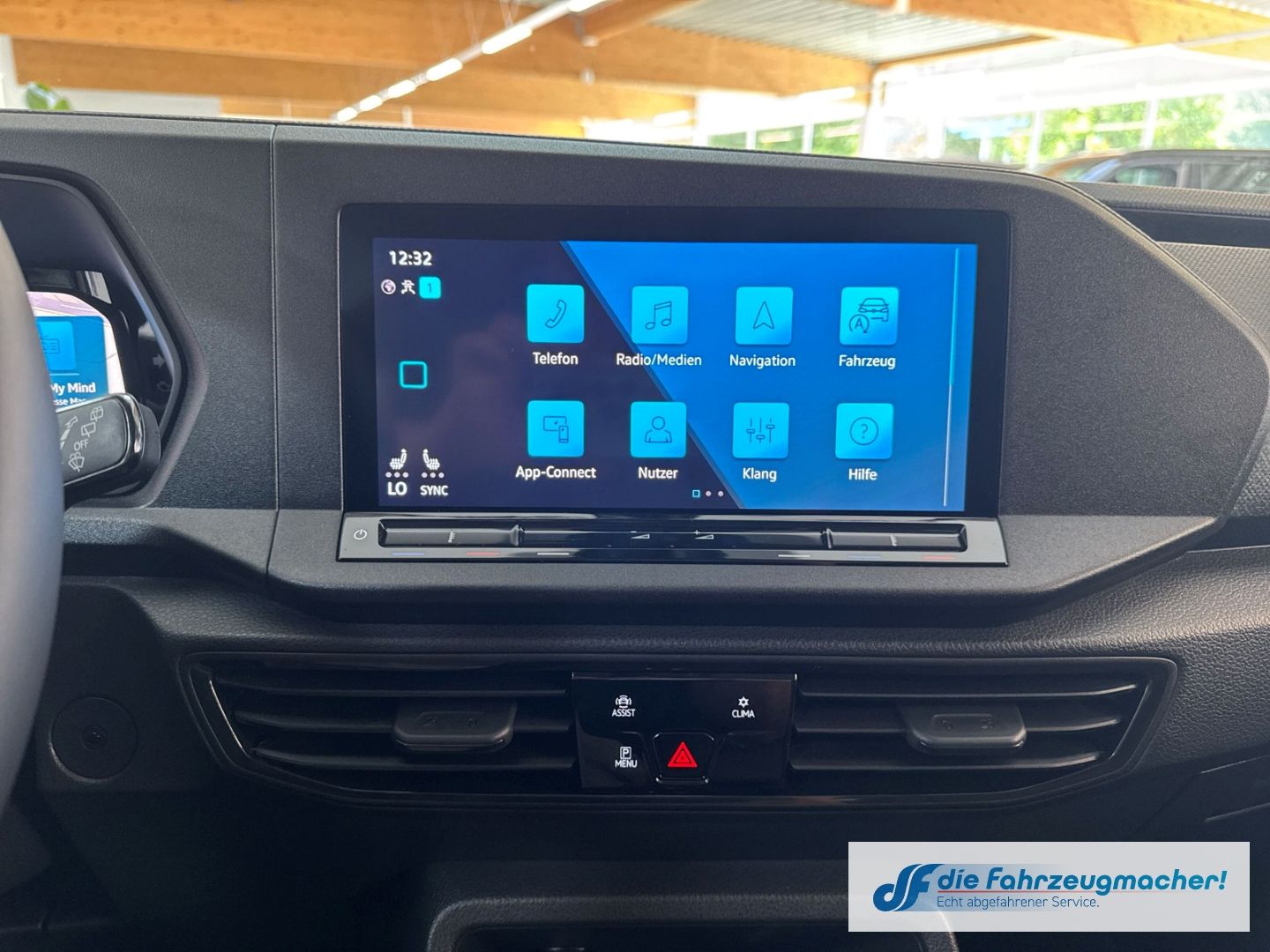 Fahrzeugabbildung Volkswagen Caddy California 2.0 TDI EU6d Panorama Navi LED
