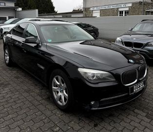 BMW 730 - 5