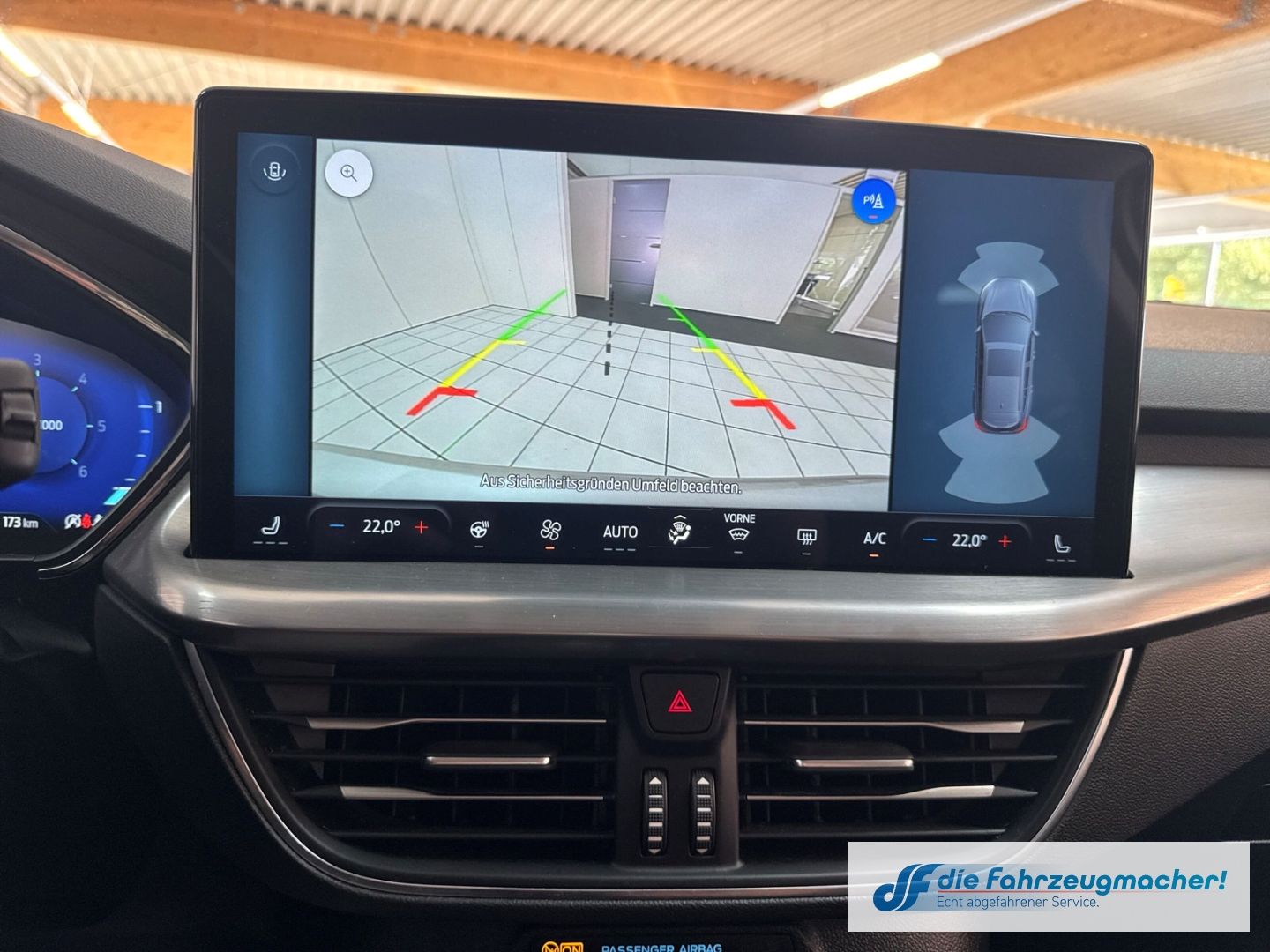 Fahrzeugabbildung Ford Focus Turnier Titanium X Sportpaket AHK-abnehmba