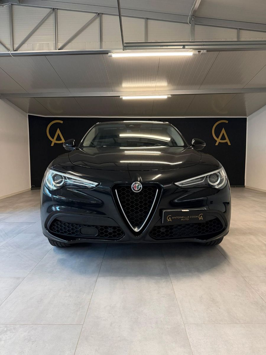 Alfa Romeo Stelvio 2.2 Turbodiesel 190 CV AT8 Q4 imagem 3