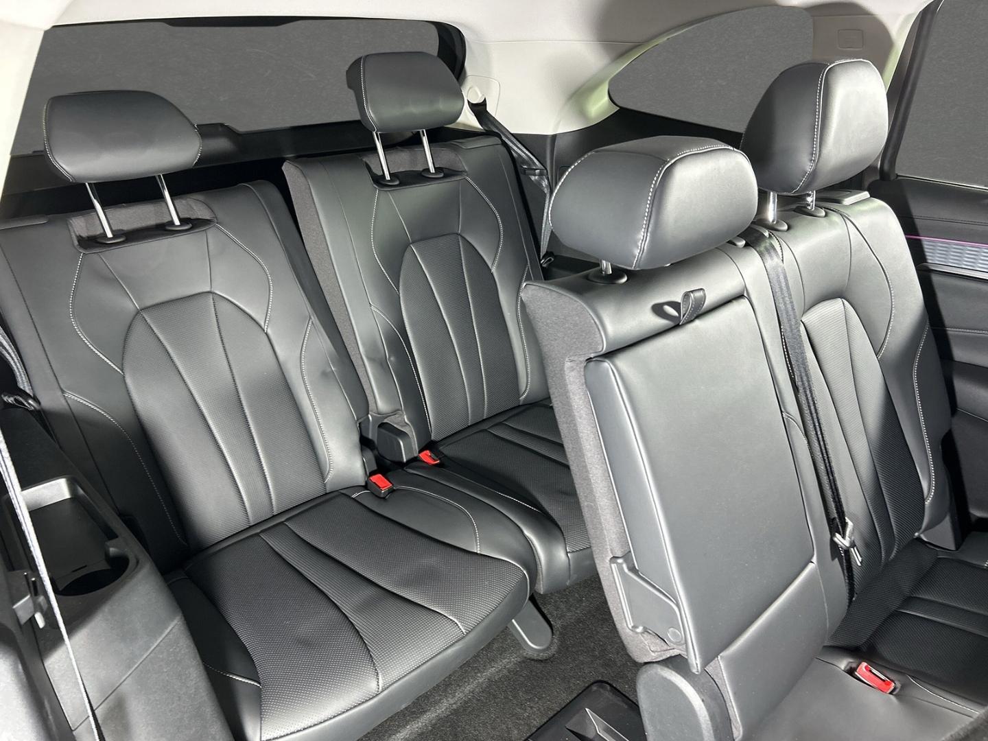 MG S9 PHEV Premium 7-Sitzer * Pano * Massagesitze *