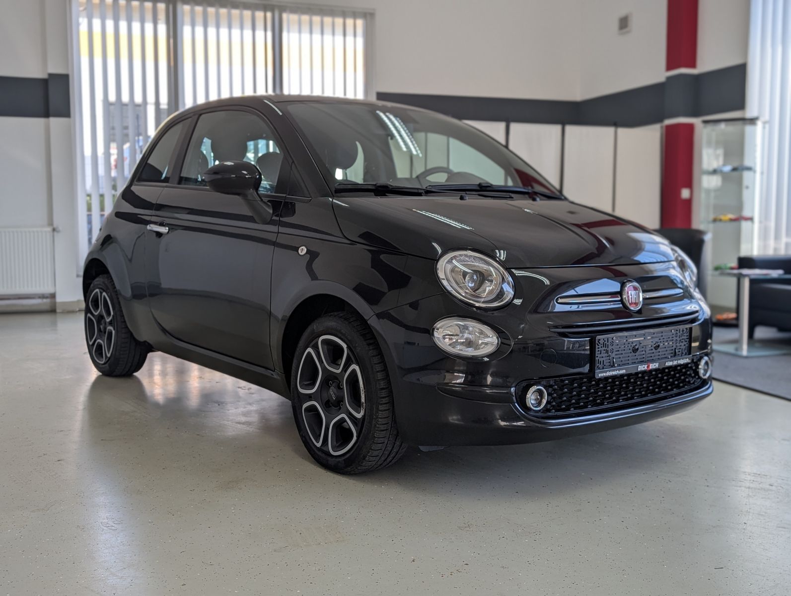 Fahrzeugabbildung Fiat 500 GSE 1,0 Mild-Hy Comfort-Pack Tech-Pack Temp