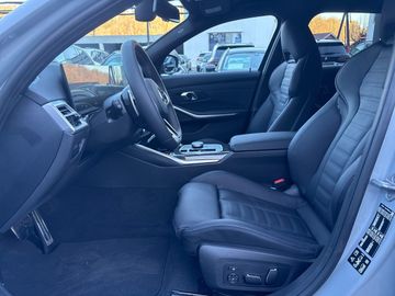 BMW M340d xDrive Sportpaket Head-Up HK HiFi DAB LED