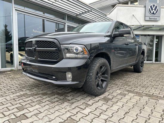 Dodge RAM 1500 HEMI 5.7 CREW CAB SPORT