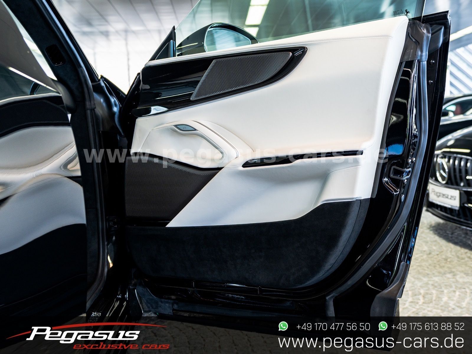 FERRARI Purosangue - 23