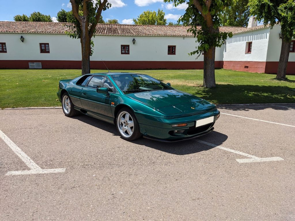 Lotus Esprit