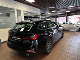 BMW 330 d xDrive Luxury Line, Leder, Laser, Standh. - BMW 3 Series: Luxury Line