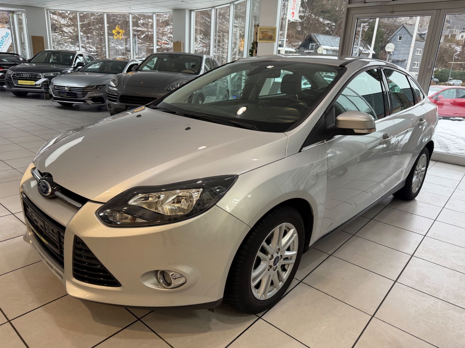 Fahrzeugabbildung Ford Focus Lim. Titanium