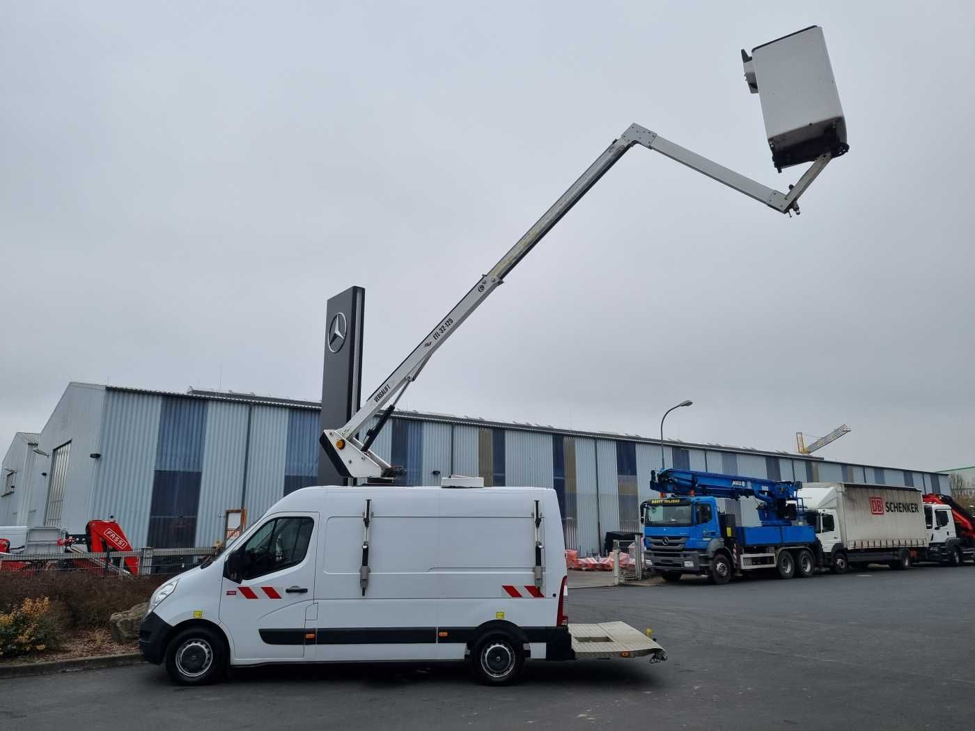 Fahrzeugabbildung Renault Master 2.3 dCi / VERSALIFT ETL-32, 12,5m