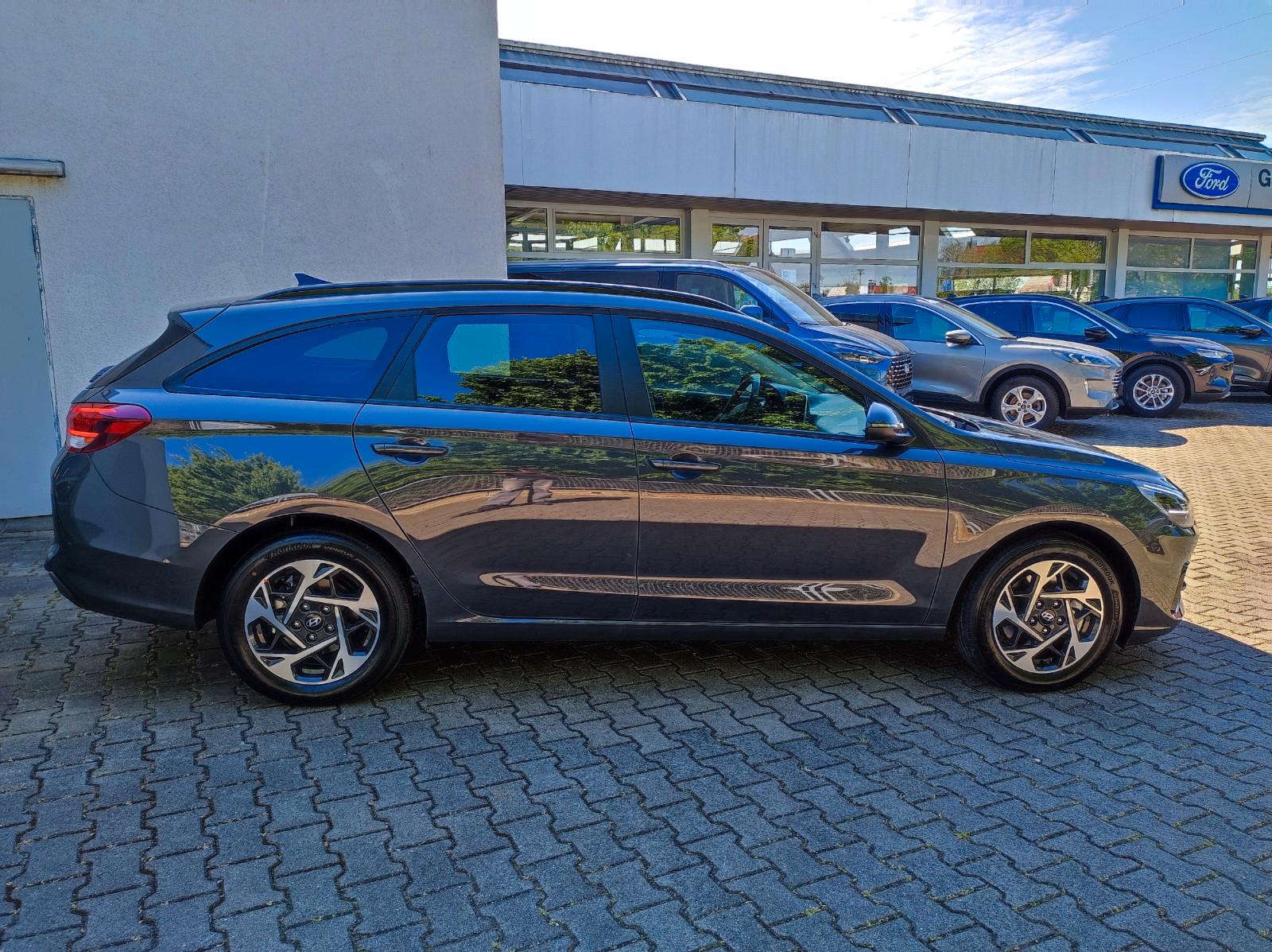 Hyundai i30 cw TrendLED.Navi.Kamera.PDC.SHZ.Lenkradh.