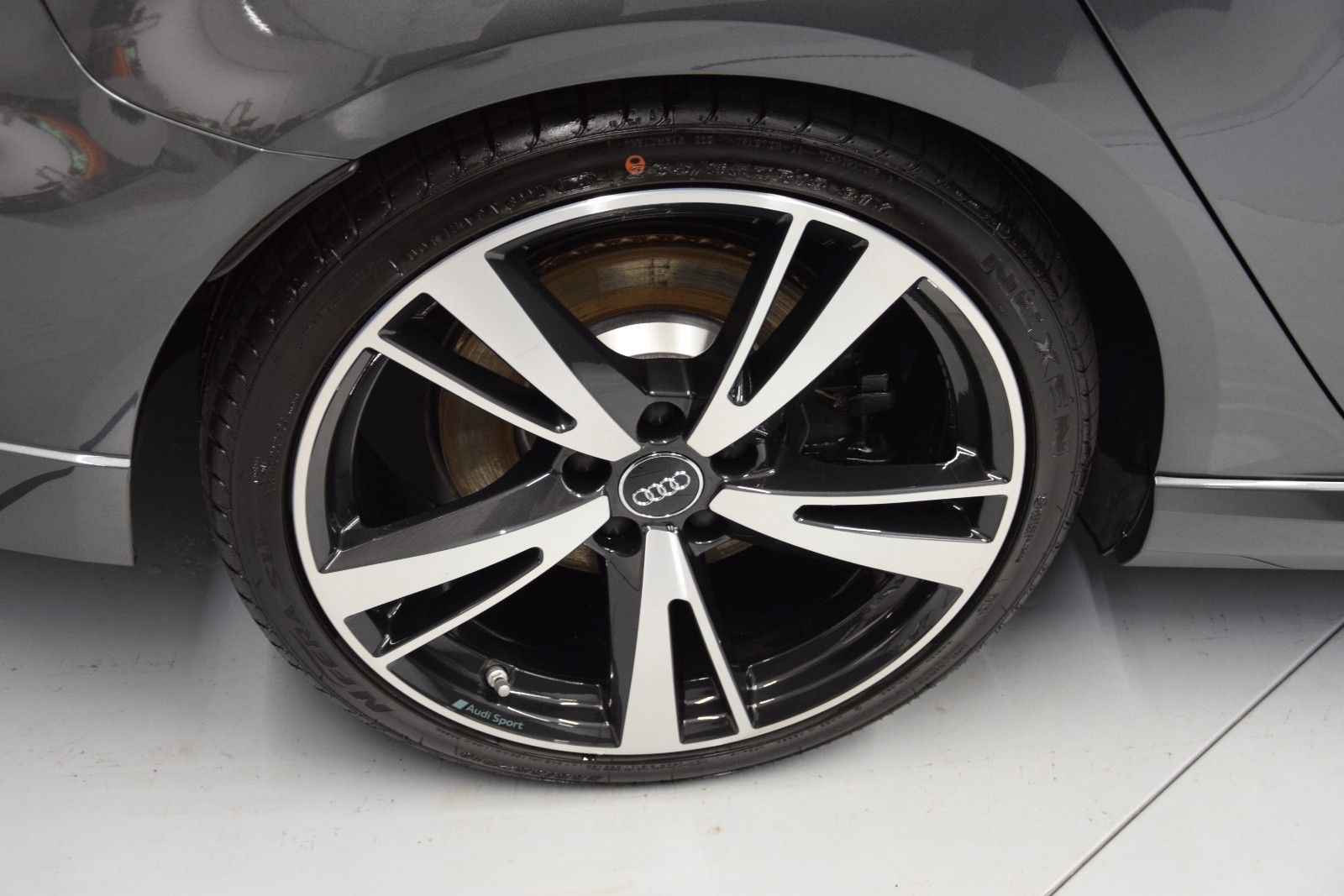 Fahrzeugabbildung Audi RS3 Sportback 2.5 TF quattro Pano B&O Schale ACC