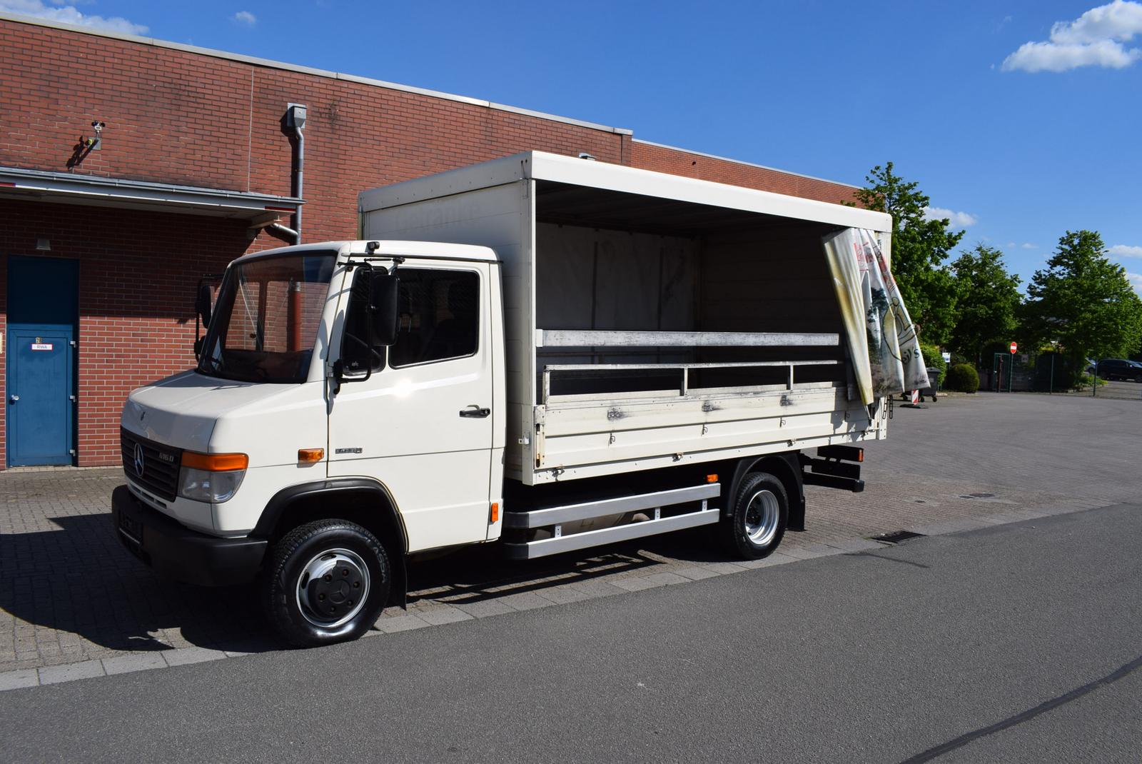 Mercedes-Benz Vario Vario 616 D GetränkeNutzlast 2450KG