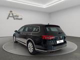 Volkswagen Passat Var. 1.8TSI Highline DSG AHK NAV ACC LED - VW Passat Variant mit Schiebedach